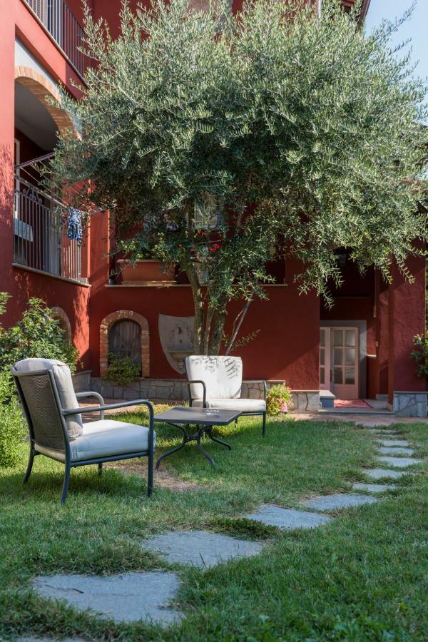 Villa Goccia Di Vino La Morra Exterior photo
